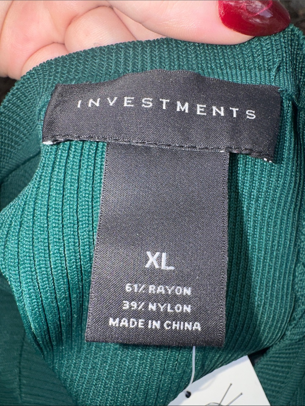 Green - Picture 2 of 5